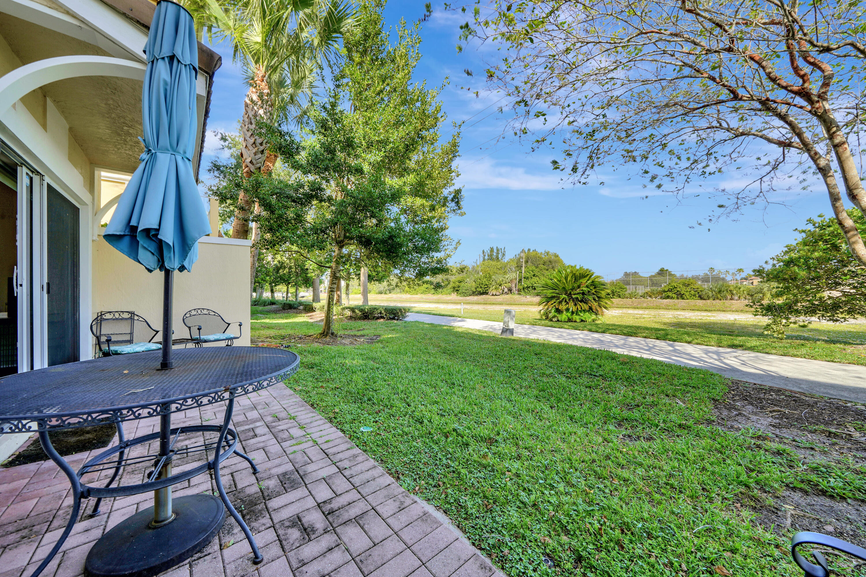 1834 Via Sofia Boynton Beach, FL 33426 - Photo 32 of 39 7487A1CE-7ABA-455C-9C5B-316490AD4988