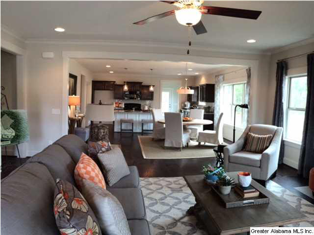 920 Valley Circle, Unit 313 Leeds, AL 35094 - Photo 2 of 8