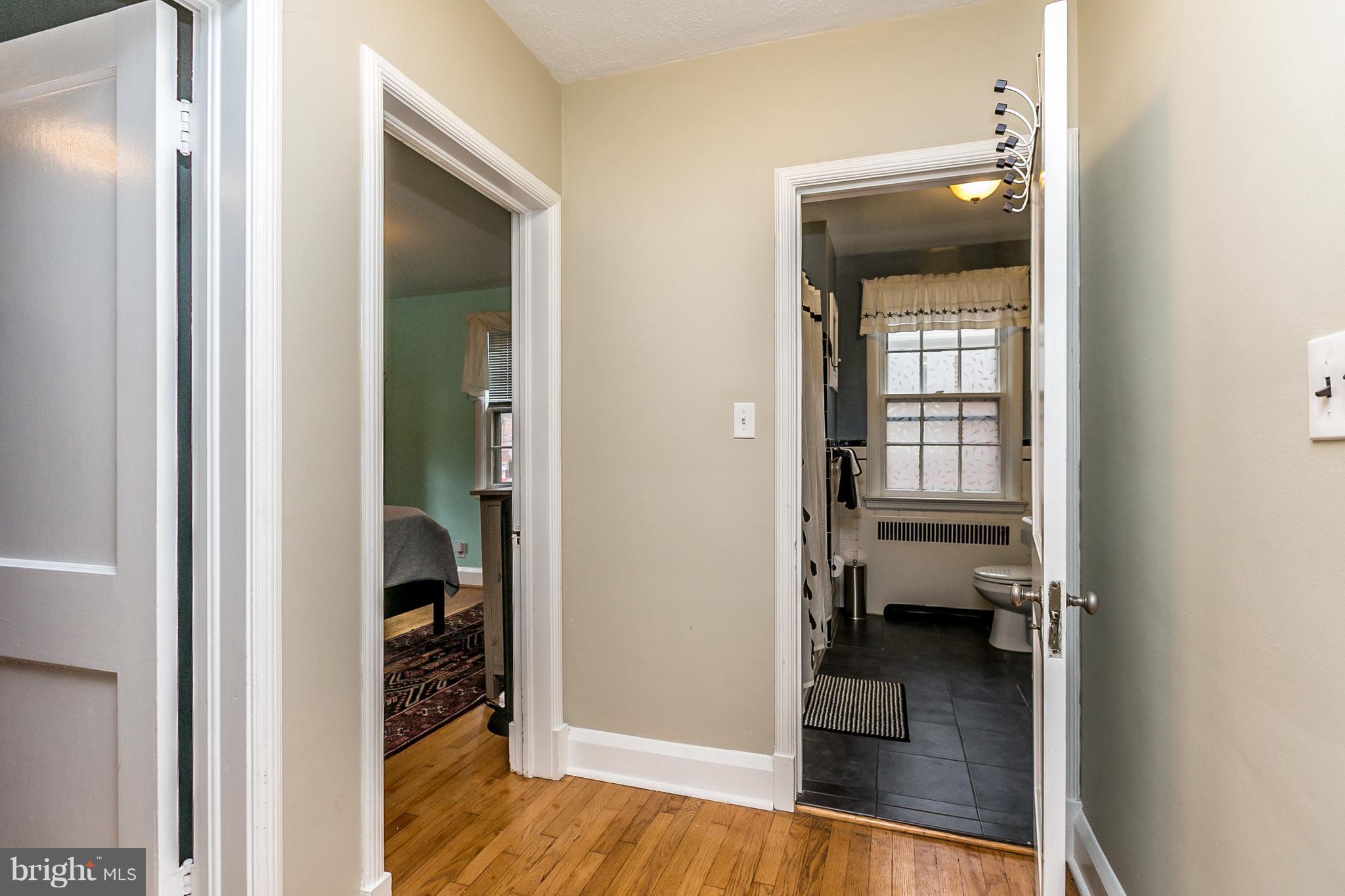 1508 Shadyside Road Baltimore, MD 21218 - Photo 23 of 28 Upper hallway