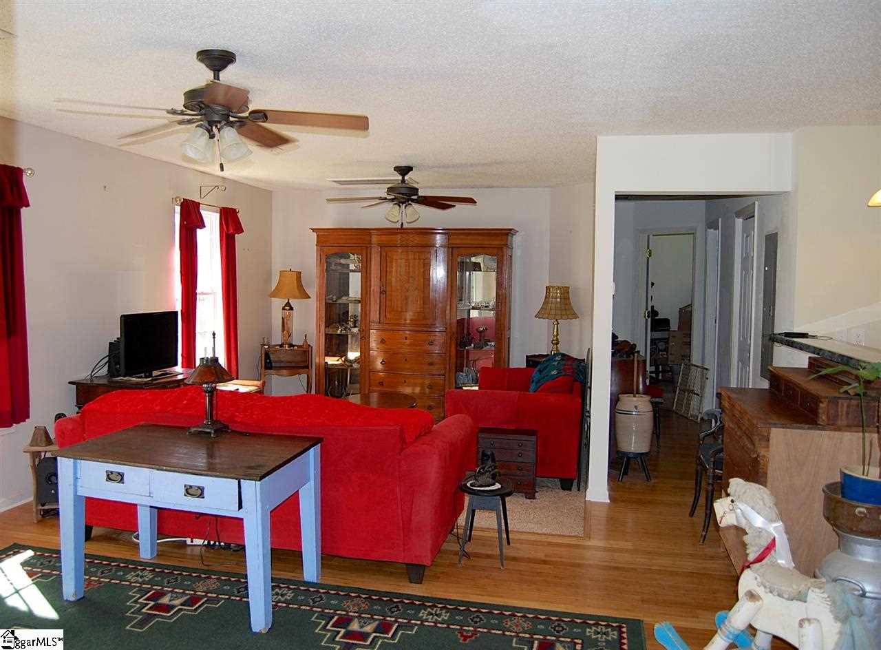 114 Hillside Church Road Fountain Inn, SC 29644 - Photo 11 of 28