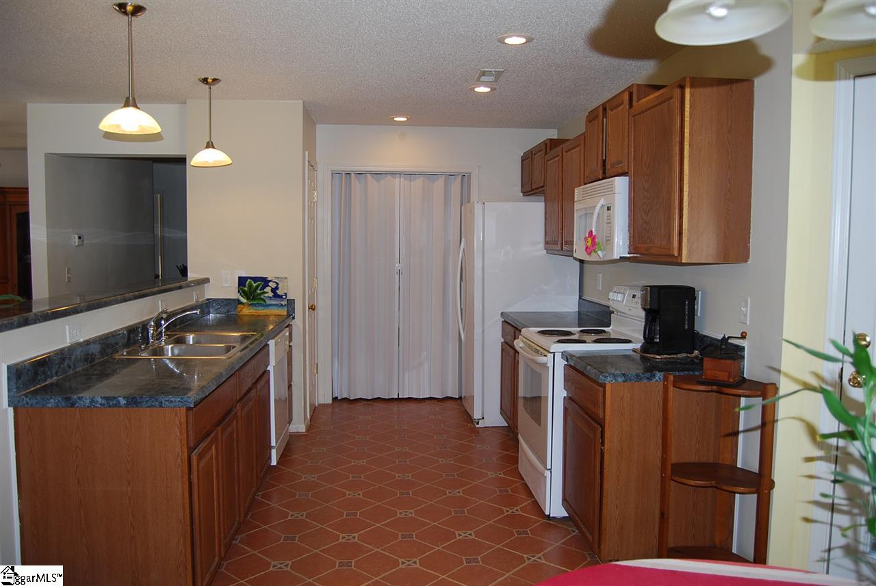 114 Hillside Church Road Fountain Inn, SC 29644 - Photo 12 of 28