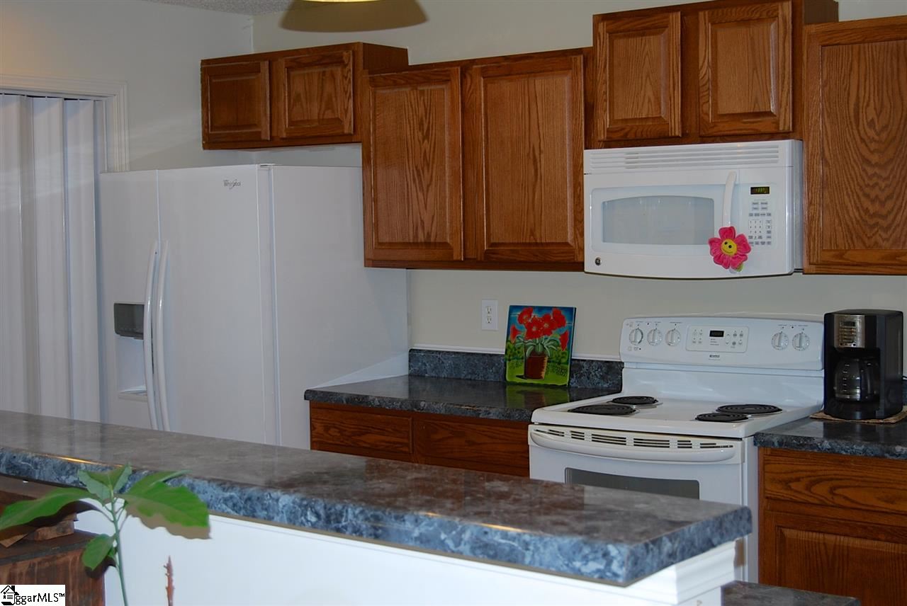 114 Hillside Church Road Fountain Inn, SC 29644 - Photo 13 of 28