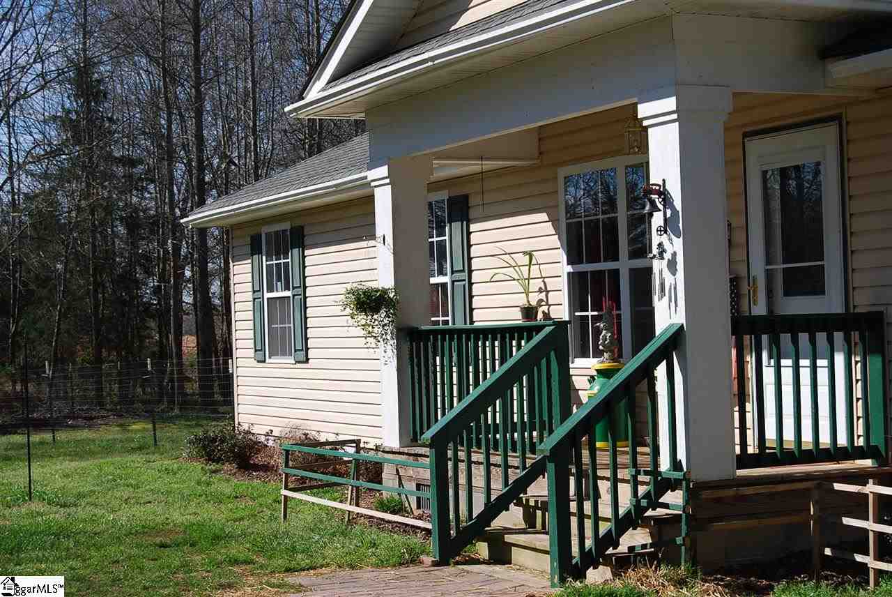 114 Hillside Church Road Fountain Inn, SC 29644 - Photo 4 of 28