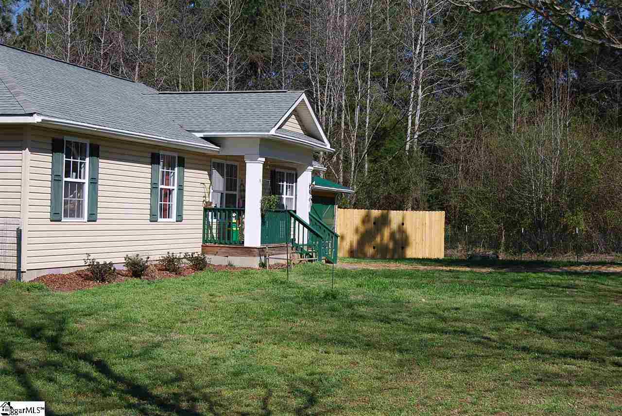 114 Hillside Church Road Fountain Inn, SC 29644 - Photo 7 of 28