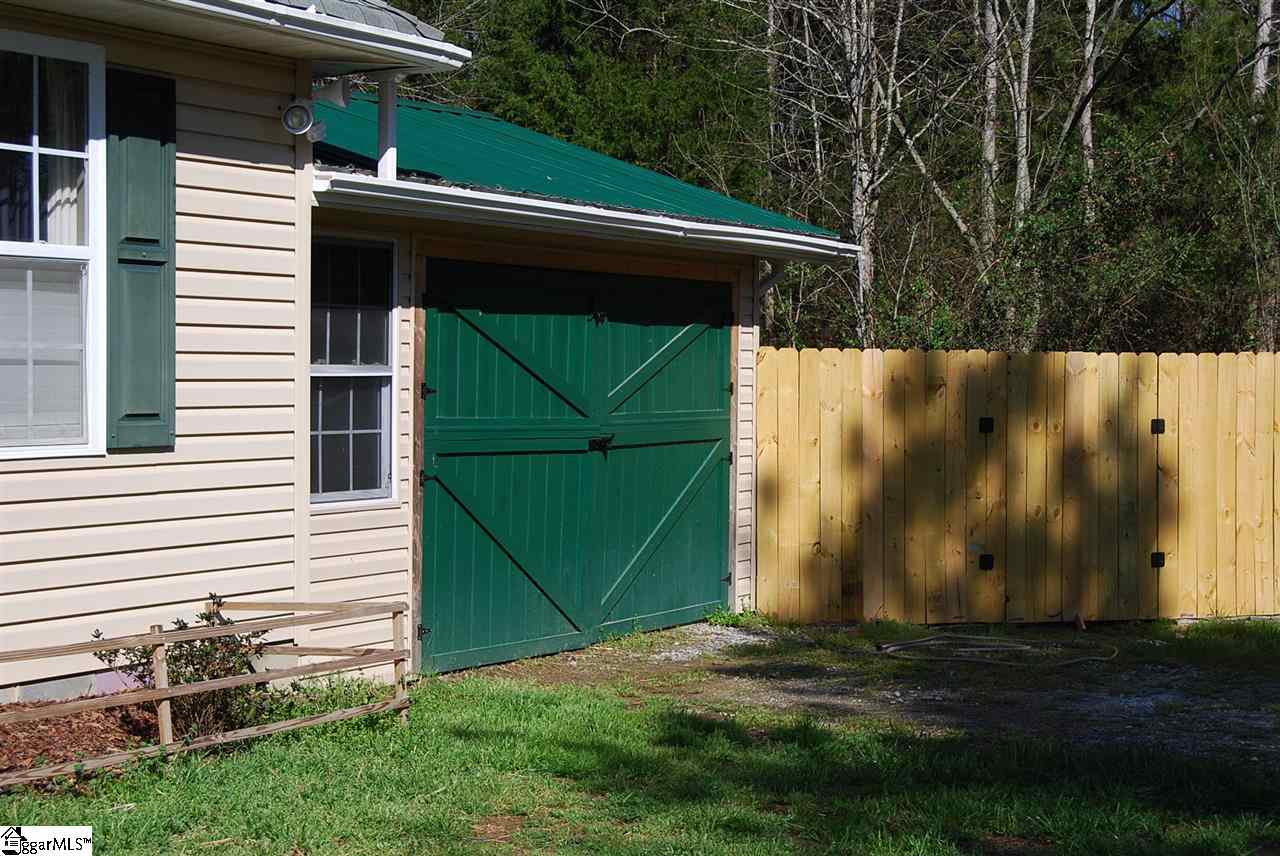 114 Hillside Church Road Fountain Inn, SC 29644 - Photo 8 of 28