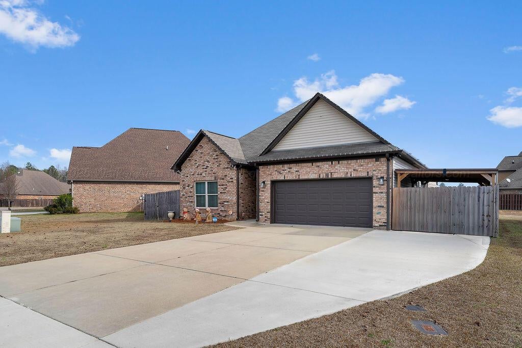 81 Shepherds Loop Jasper, AL 35504 - Photo 3 of 26 7RV00183-Edit