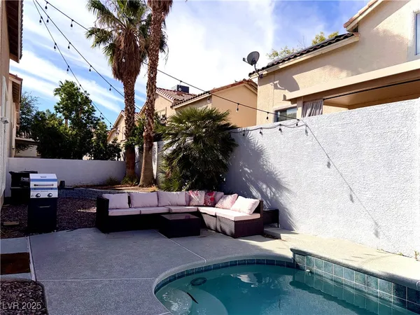 $2,500 | 197 Bundy Street, Henderson, NV 89074