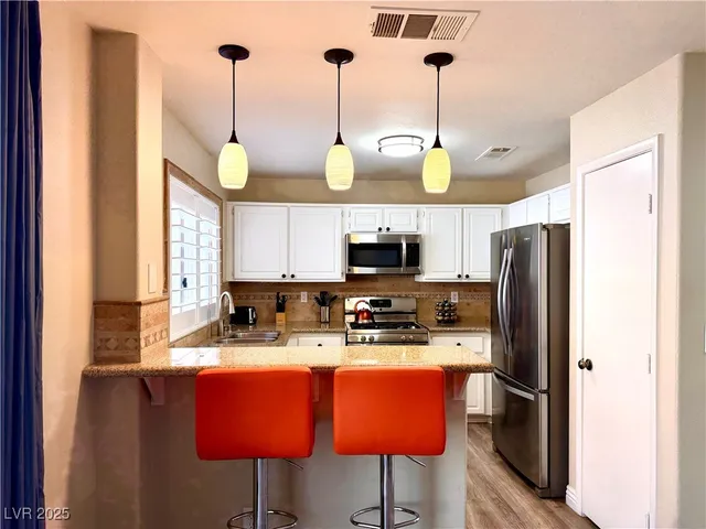 $2,500 | 197 Bundy Street, Henderson, NV 89074