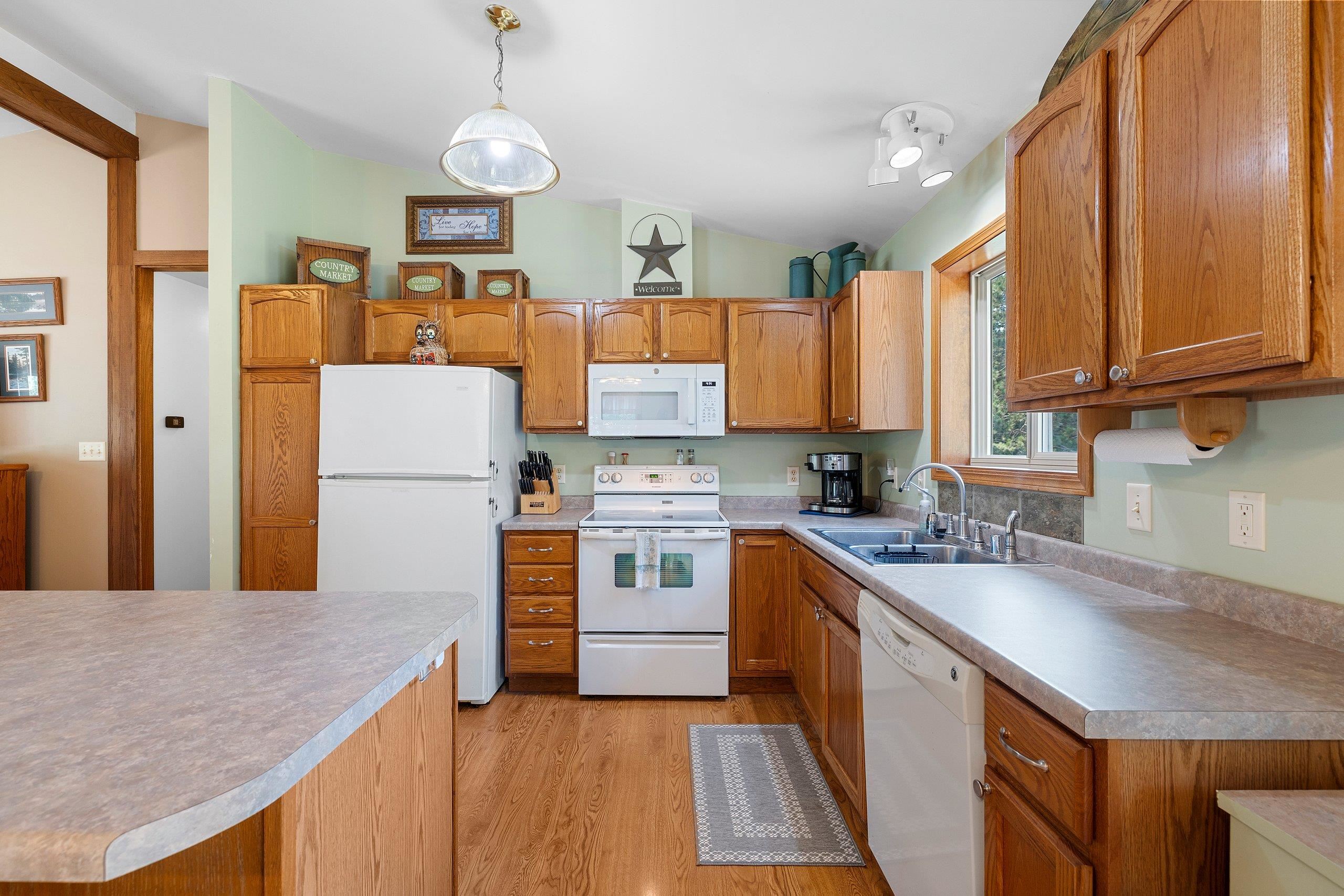 5808 Lade Beach Road Little Suamico, WI 54141 - Photo 11 of 50 Gallery Image 11
