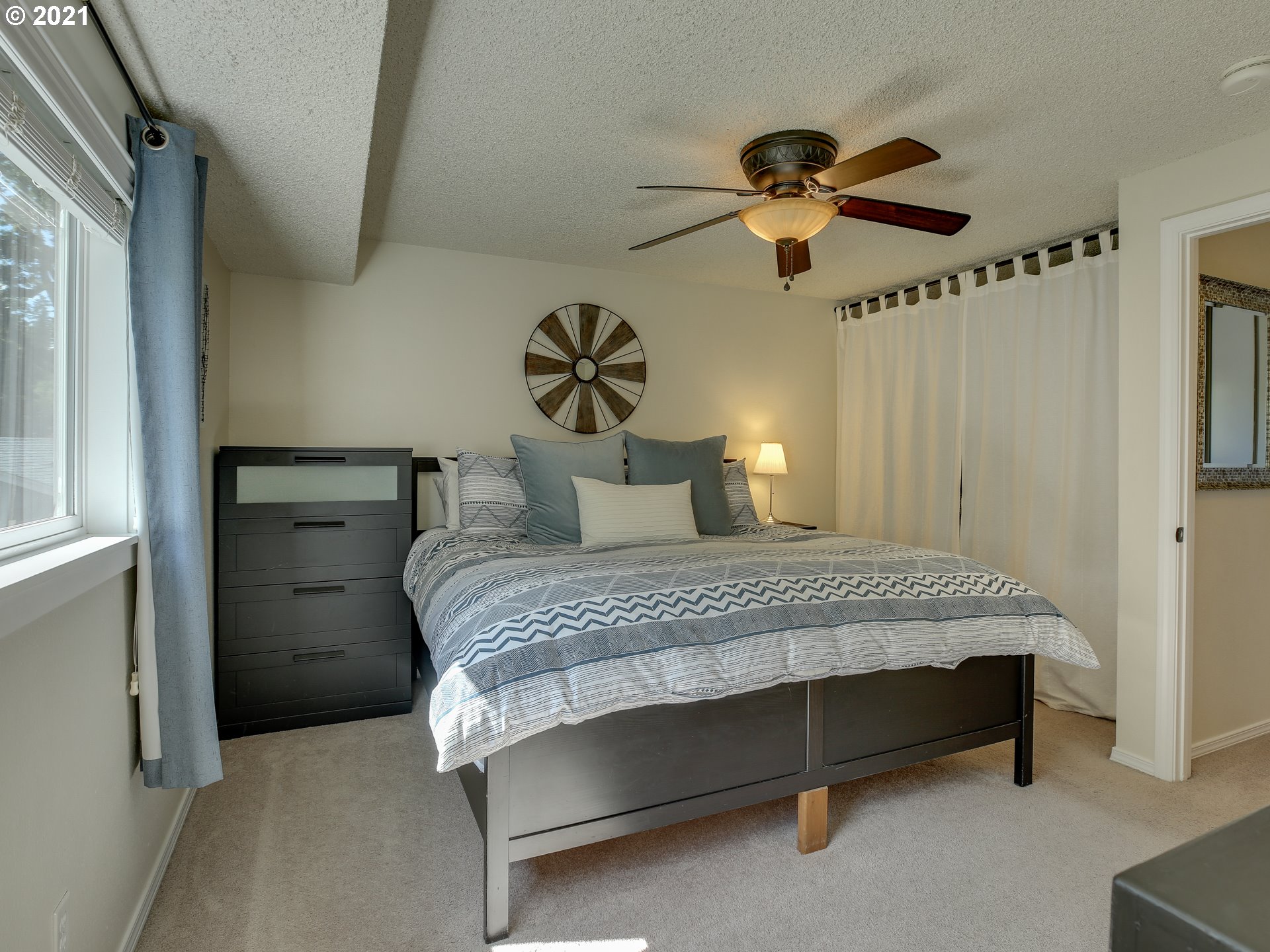 7305 Southwest Sorrento Road Beaverton, OR 97008 - Photo 12 of 28 Gallery Image 12