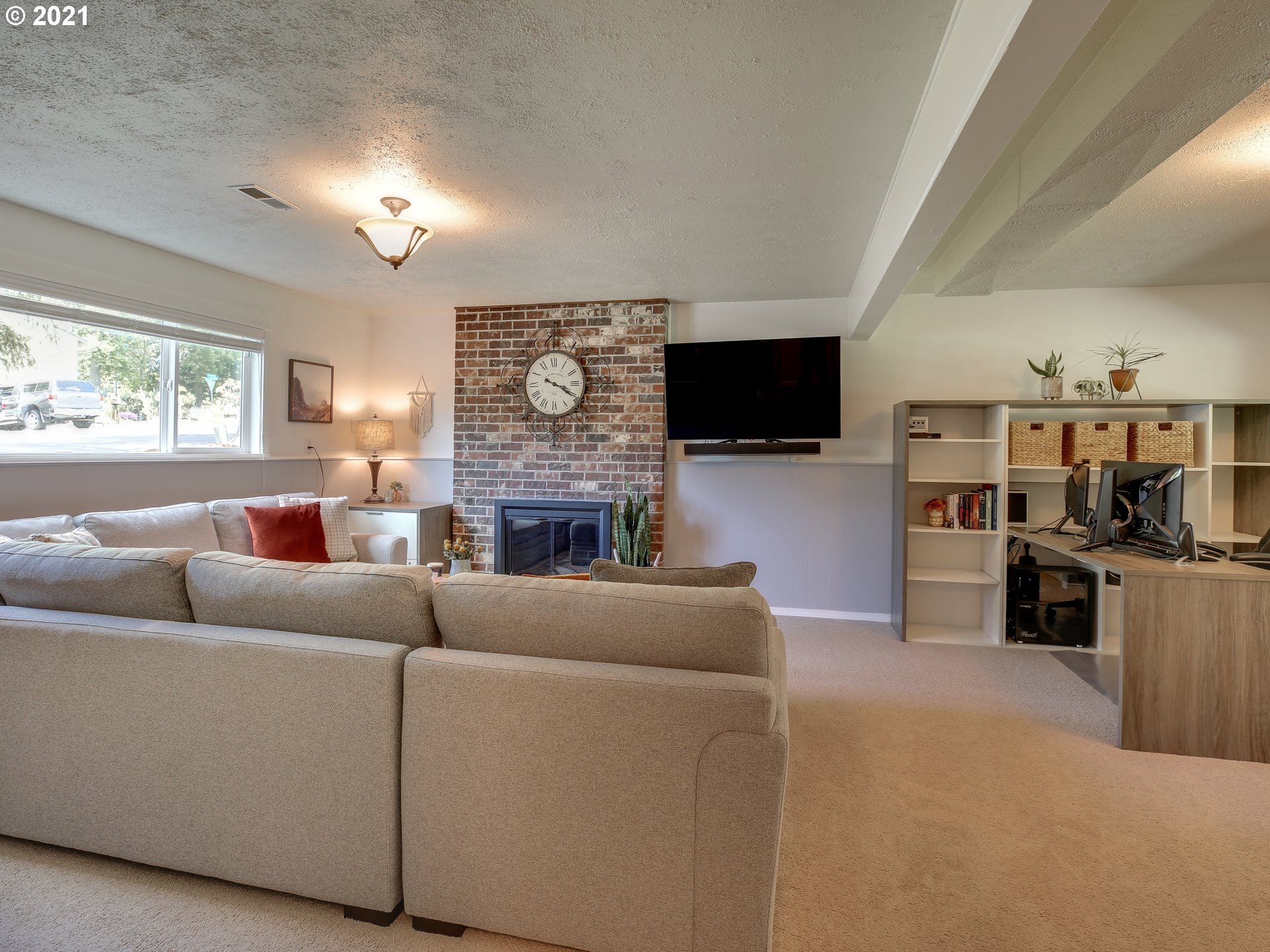 7305 Southwest Sorrento Road Beaverton, OR 97008 - Photo 18 of 28 Gallery Image 18