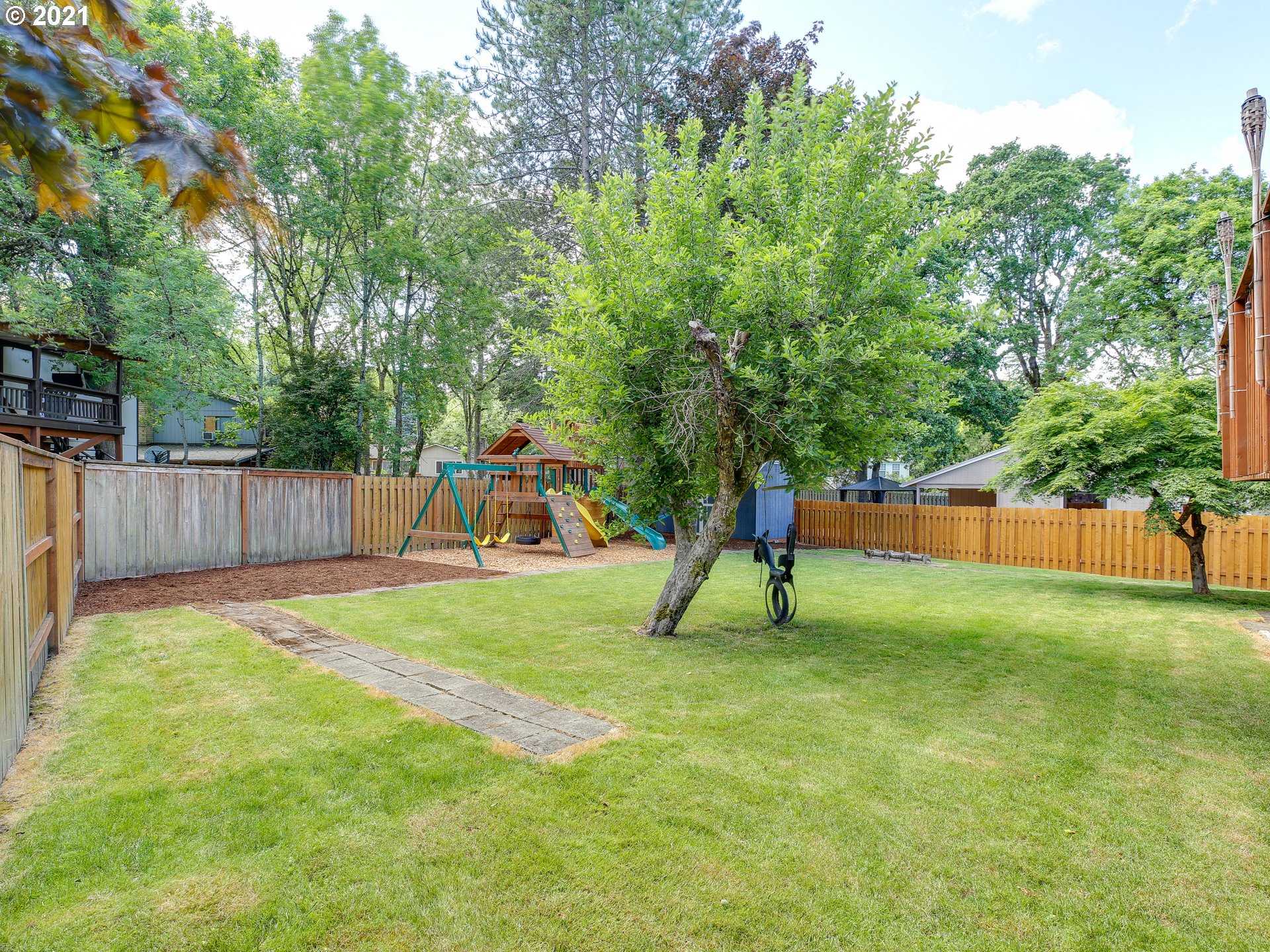 7305 Southwest Sorrento Road Beaverton, OR 97008 - Photo 27 of 28 Gallery Image 27