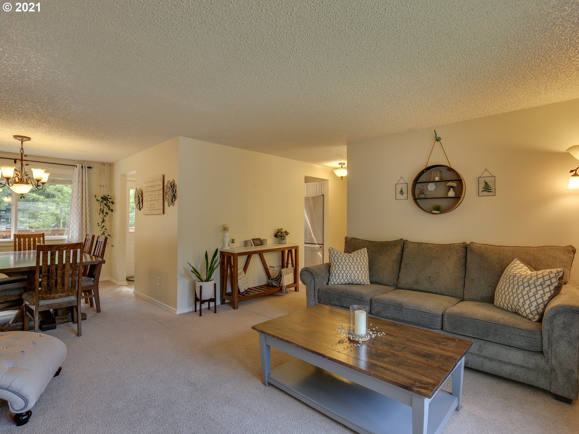 7305 Southwest Sorrento Road Beaverton, OR 97008 - Photo 3 of 28 Gallery Image 3