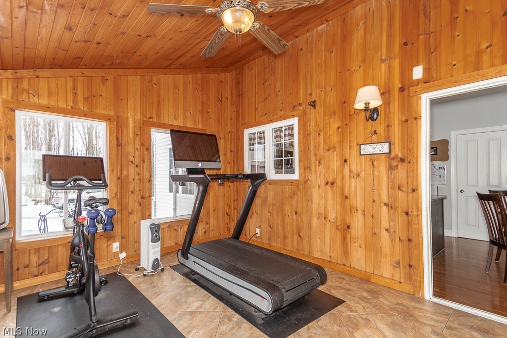 17270 Mayfield Road Windsor, OH 44099 - Photo 22 of 35