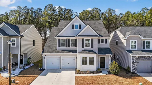 $420,000 | 121 Tupelo Brg Drive, Moncks Corner, SC 29461