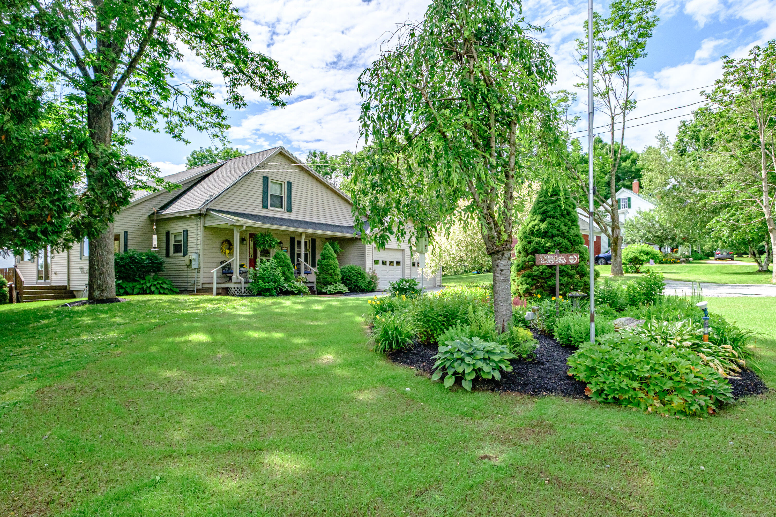 438 Paris Hill Road Paris, ME 04281 - Photo 1 of 25 20250703gp-65004