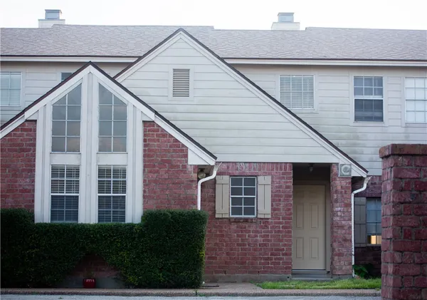 $229,500 | 1001 West Bayview Boulevard, Unit C, Portland, TX 78374