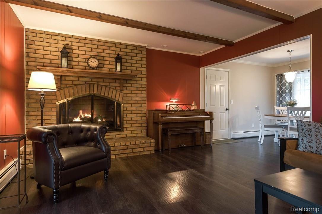 29984 Barwell Road Farmington, MI 48334 - Photo 8 of 25 29984 Barwell Rd - 08.jpg