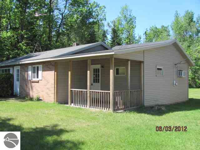 14240 Winters Road Kewadin, MI 49648 - Photo 6 of 25 1734116-5.JPG