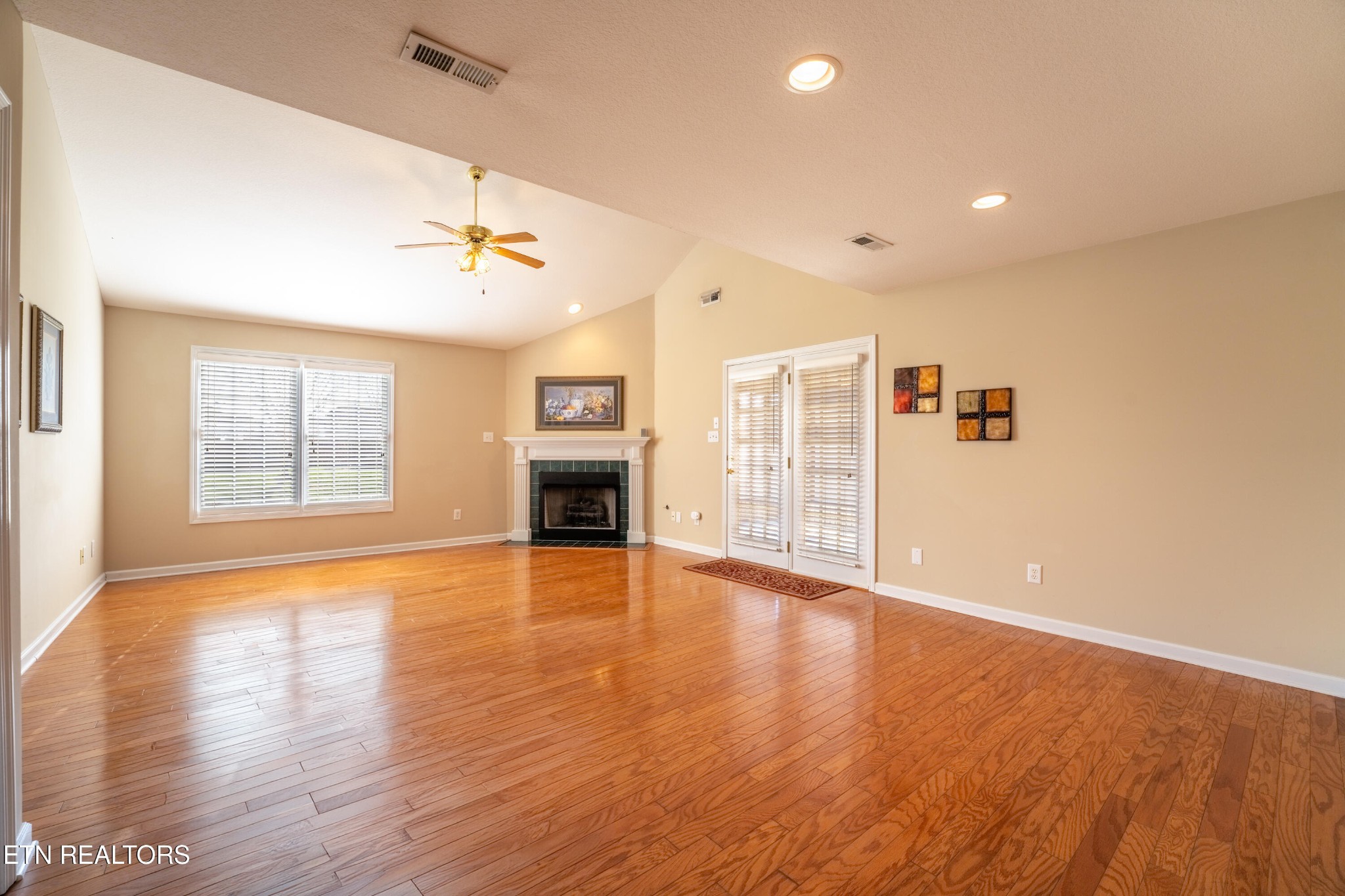 7546 St Baron Way Powell, TN 37849 - Photo 13 of 46