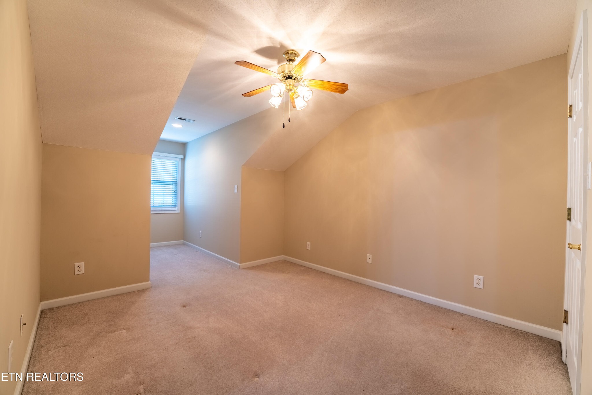 7546 St Baron Way Powell, TN 37849 - Photo 27 of 46