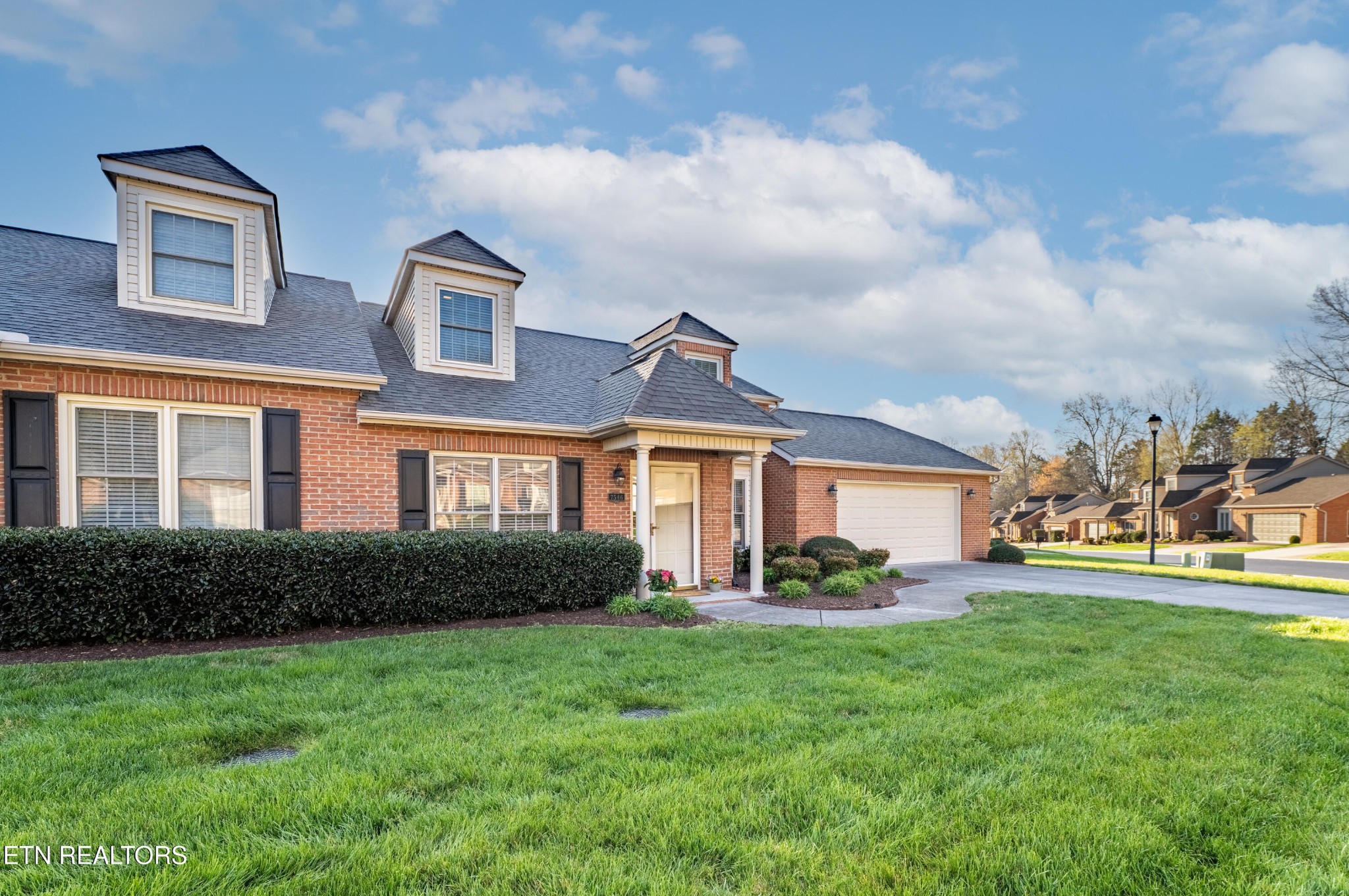 7546 St Baron Way Powell, TN 37849 - Photo 3 of 46