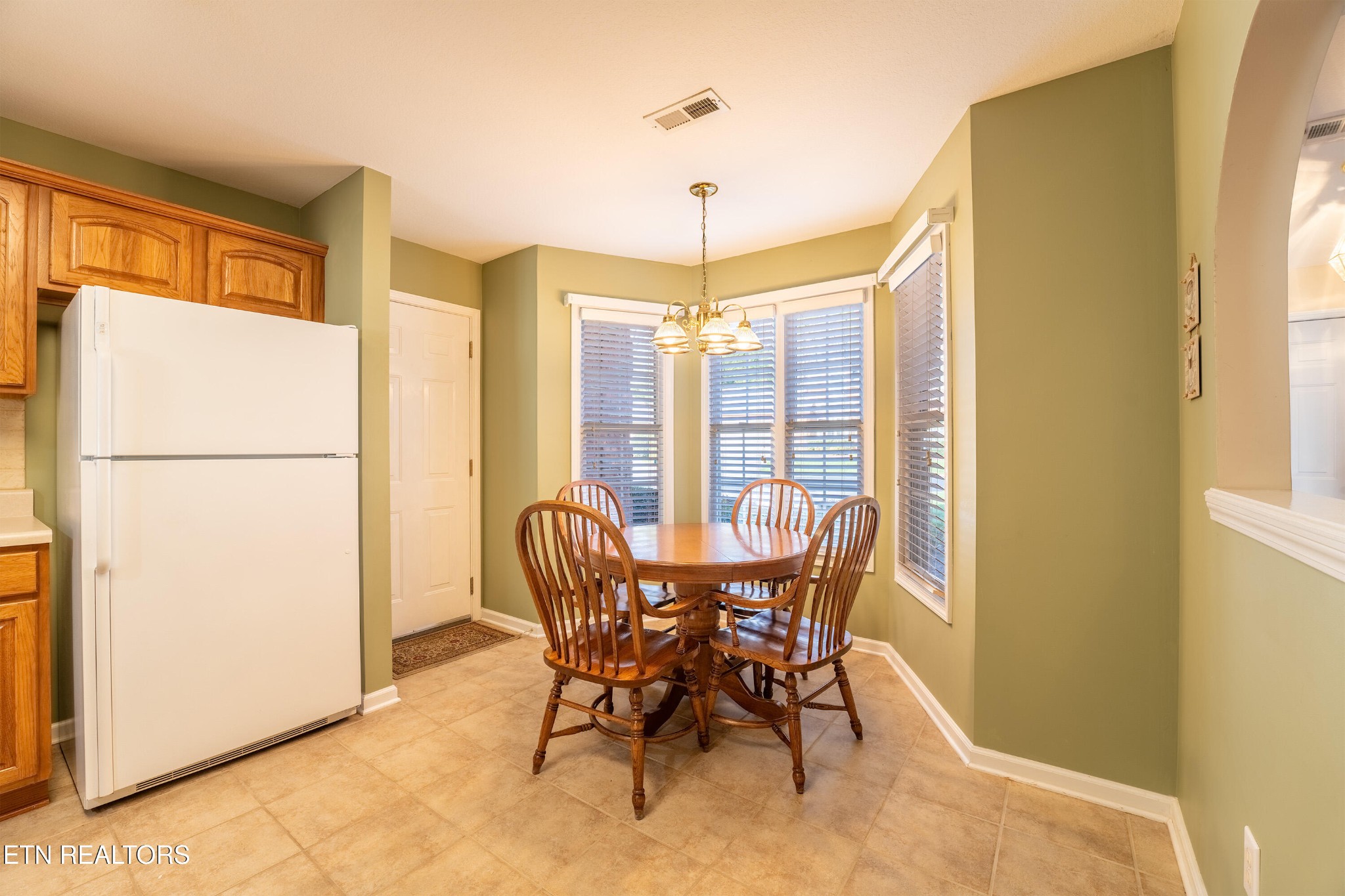 7546 St Baron Way Powell, TN 37849 - Photo 10 of 46