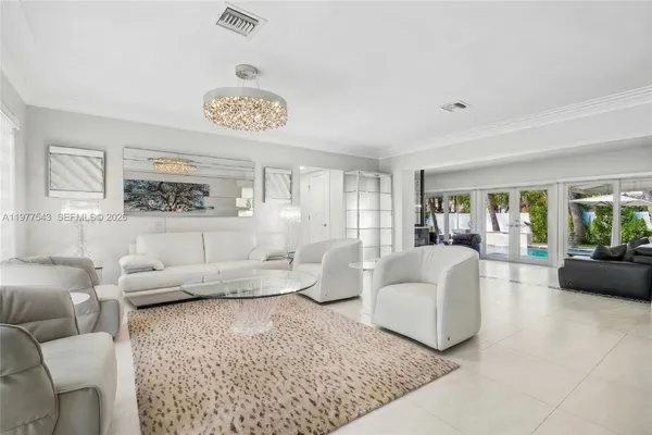 $1,670,000 | 3465 Northeast 31st Avenue, Lighthouse Point, FL 33064