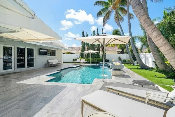 $1,670,000 | 3465 Northeast 31st Avenue, Lighthouse Point, FL 33064