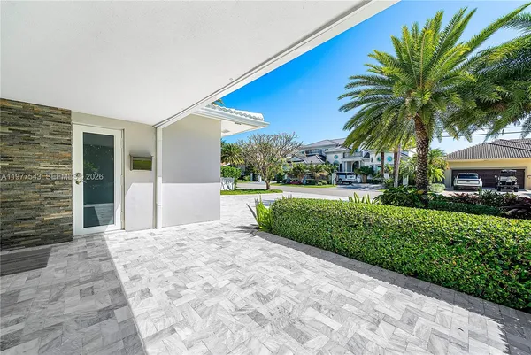 $1,670,000 | 3465 Northeast 31st Avenue, Lighthouse Point, FL 33064