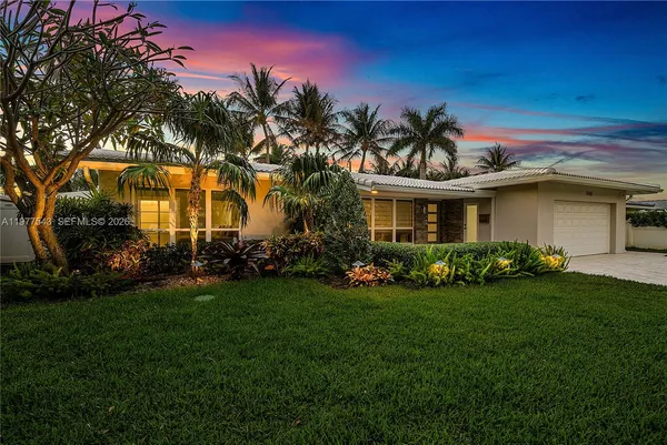 $1,670,000 | 3465 Northeast 31st Avenue, Lighthouse Point, FL 33064