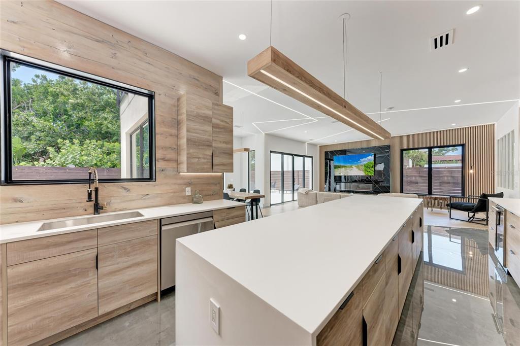 1716 9th Street Sarasota, FL 34236 - Photo 17 of 88