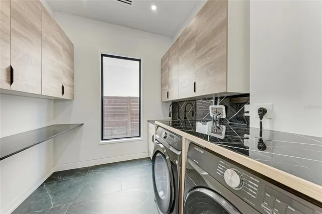 $2,150,000 | 1716 9th Street, Sarasota, FL 34236