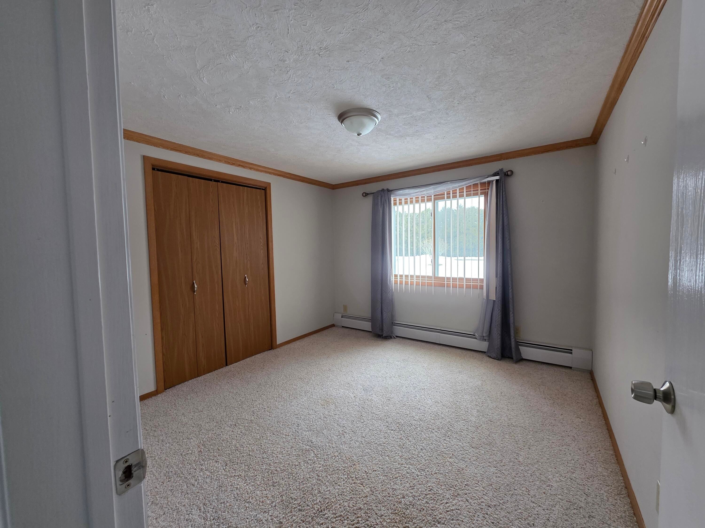 216 Riverside Drive Cheboygan, MI 49721 - Photo 15 of 35