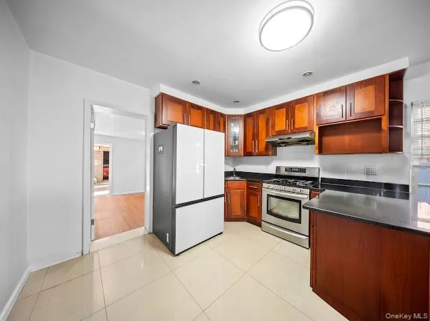 $1,250,000 | 46-04 195th Street | Auburndale