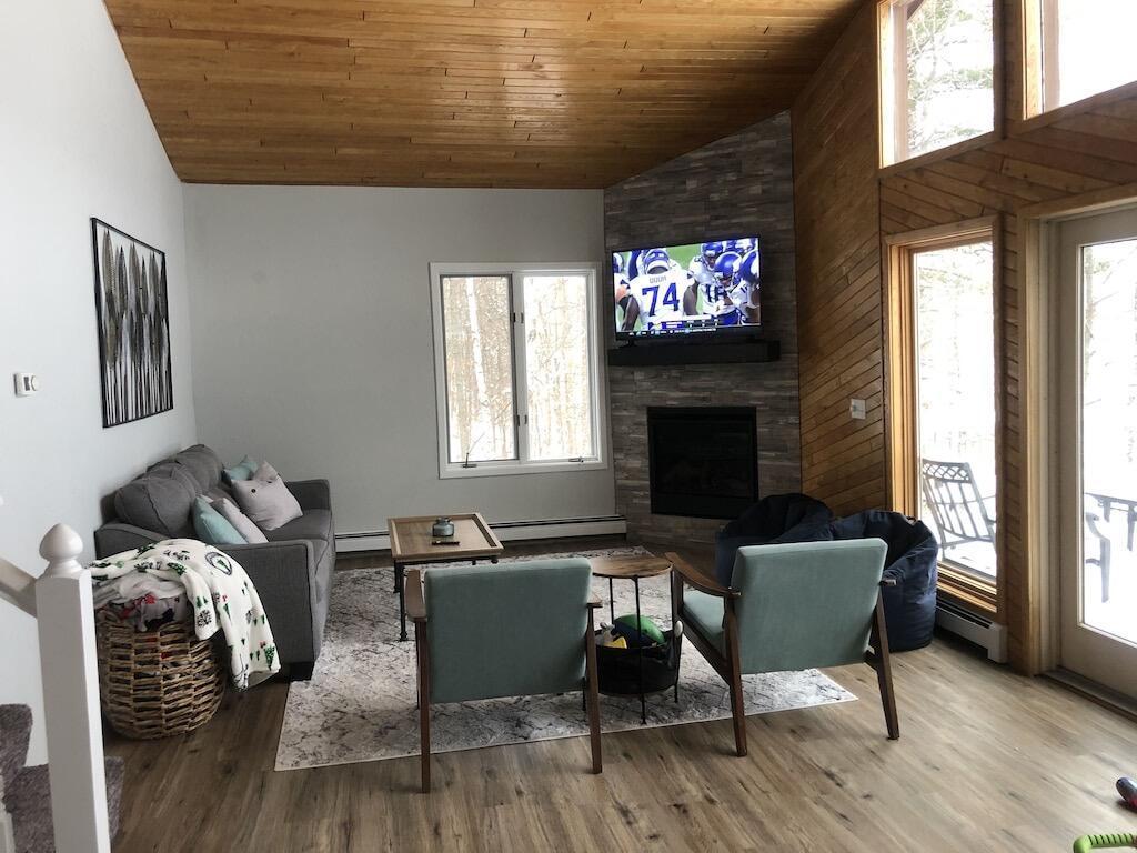 90682 Island Loop Sturgeon Lake, MN 55783 - Photo 7 of 20