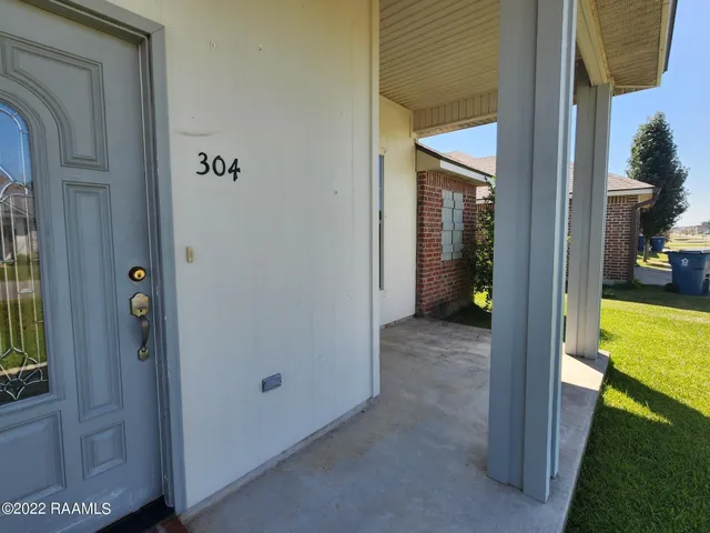 $1,650 | 304 Stoneridge Drive, Duson, LA 70529