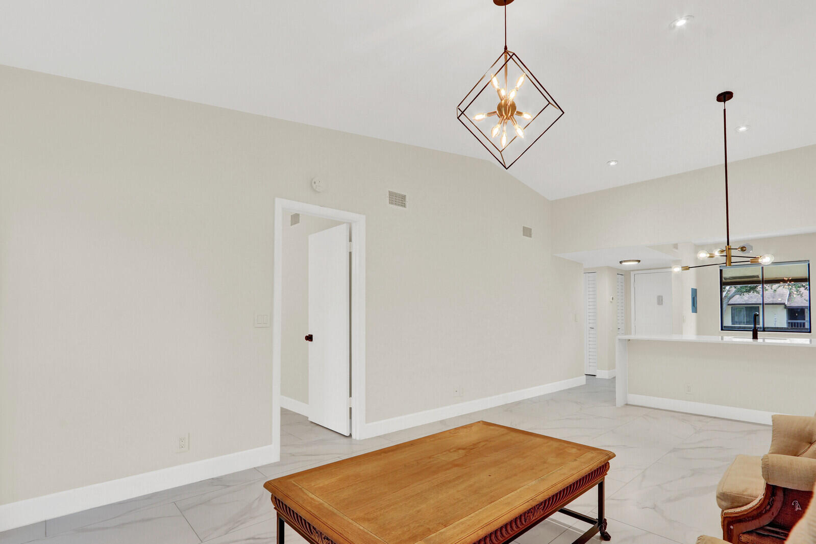 21938 Remsen Terrace, Unit 203 Boca Raton, FL 33433 - Photo 9 of 29 Living Room