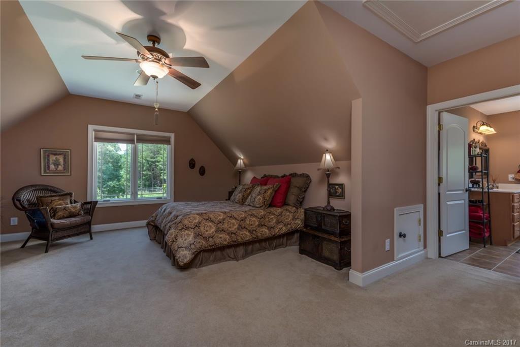 127 Pardo Road, Unit 25 Landrum, SC 29356 - Photo 17 of 24