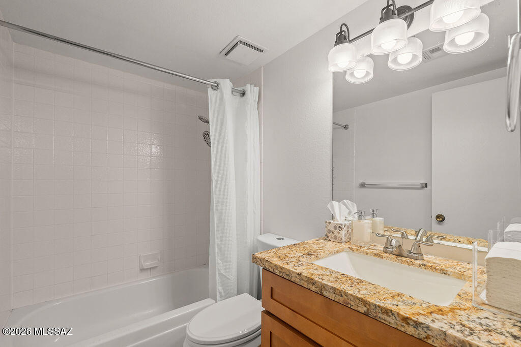 3750 North Country Club Road, Unit 64 Tucson, AZ 85716 - Photo 9 of 42 DSC09125