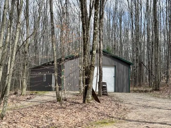 $284,900 | 40 East 48th Street, Chase, MI 49623