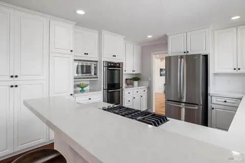 $1,995,000 | 16 Guisela Court, Novato, CA 94945
