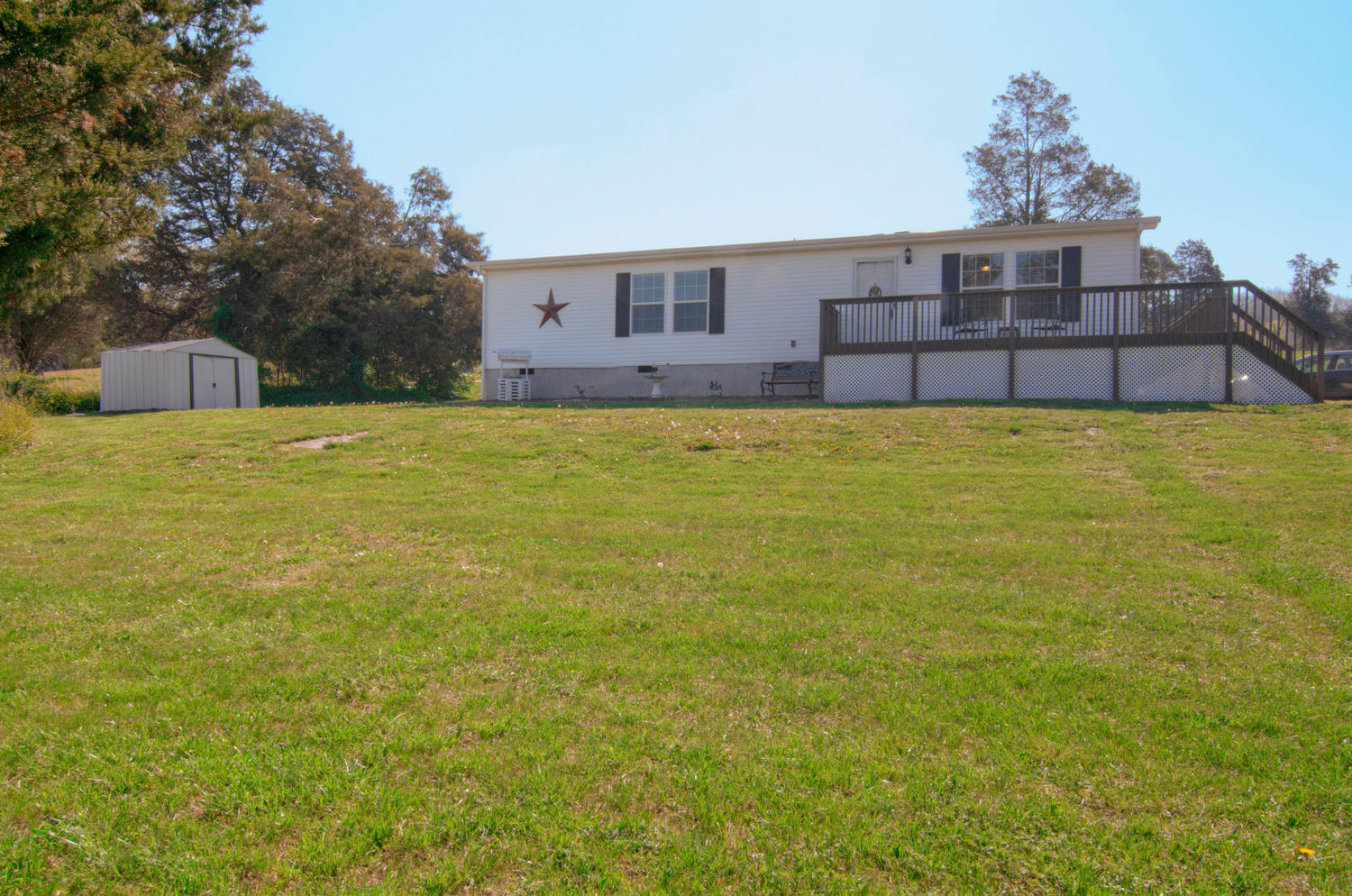254 Brushy Valley Road Clinton, TN 37716 - Photo 1 of 28 254 Brushy Valley Rd Clinton-large-001-2