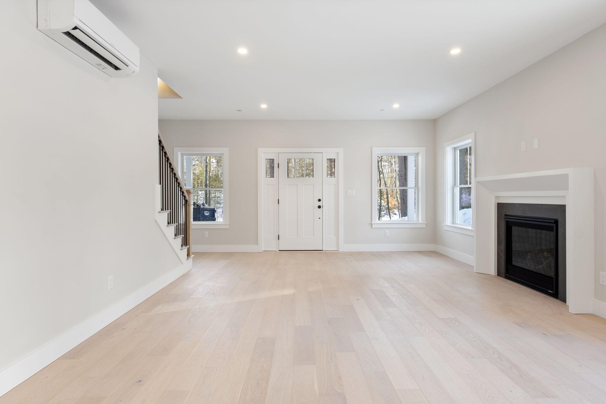 11 Peabody Lane, Unit 102 Saco, ME 04072 - Photo 14 of 49 11_Peabody_Ln_07