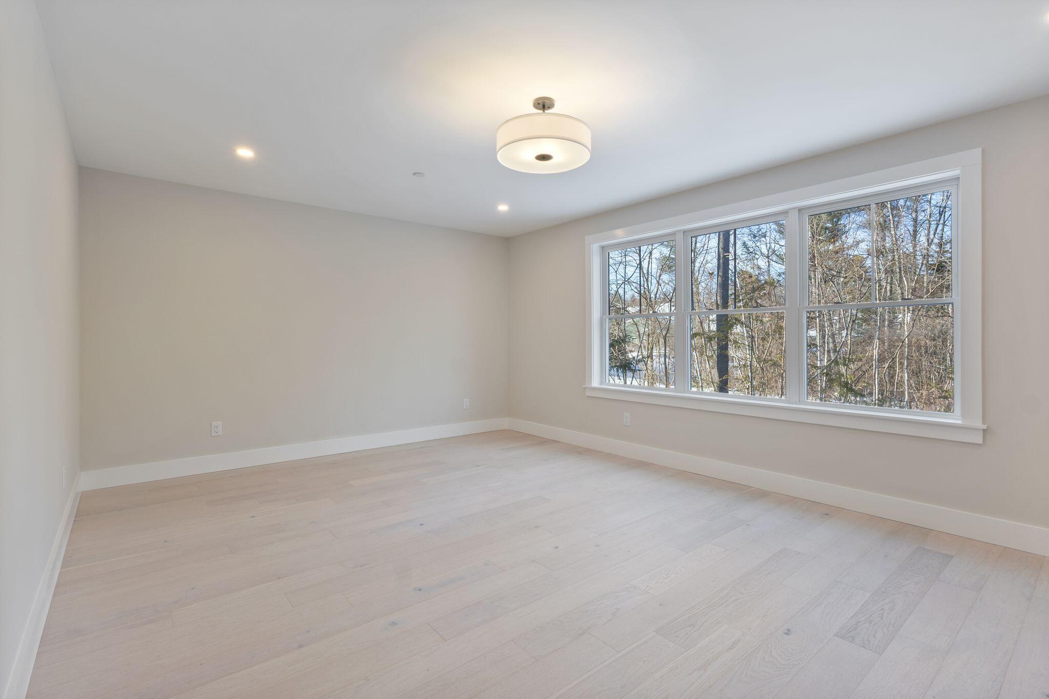 11 Peabody Lane, Unit 102 Saco, ME 04072 - Photo 21 of 49 11_Peabody_Ln_24