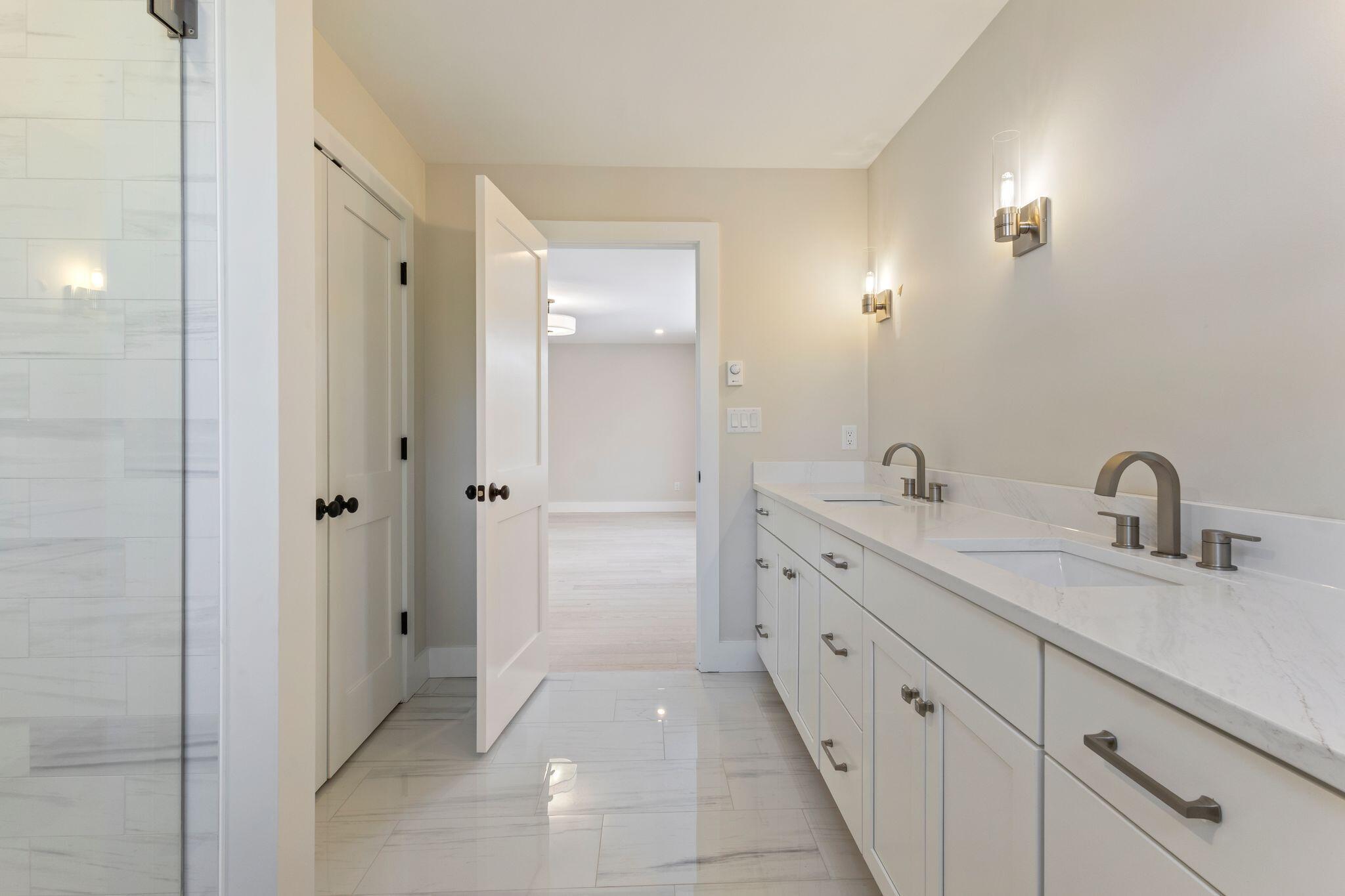 11 Peabody Lane, Unit 102 Saco, ME 04072 - Photo 27 of 49 11_Peabody_Ln_28