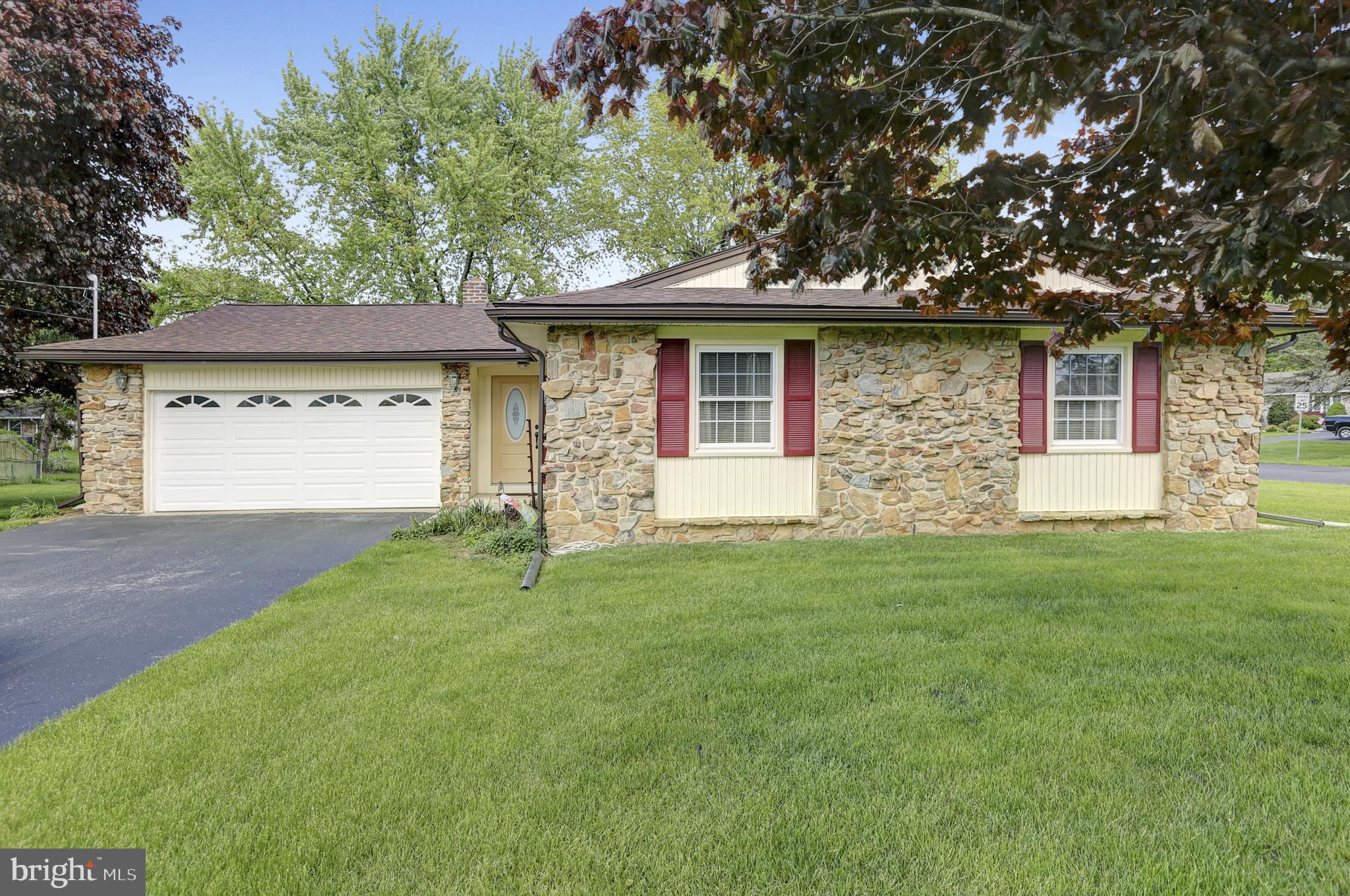 901 Forge Road Carlisle, PA 17015 - Photo 1 of 31 Gallery Image 1
