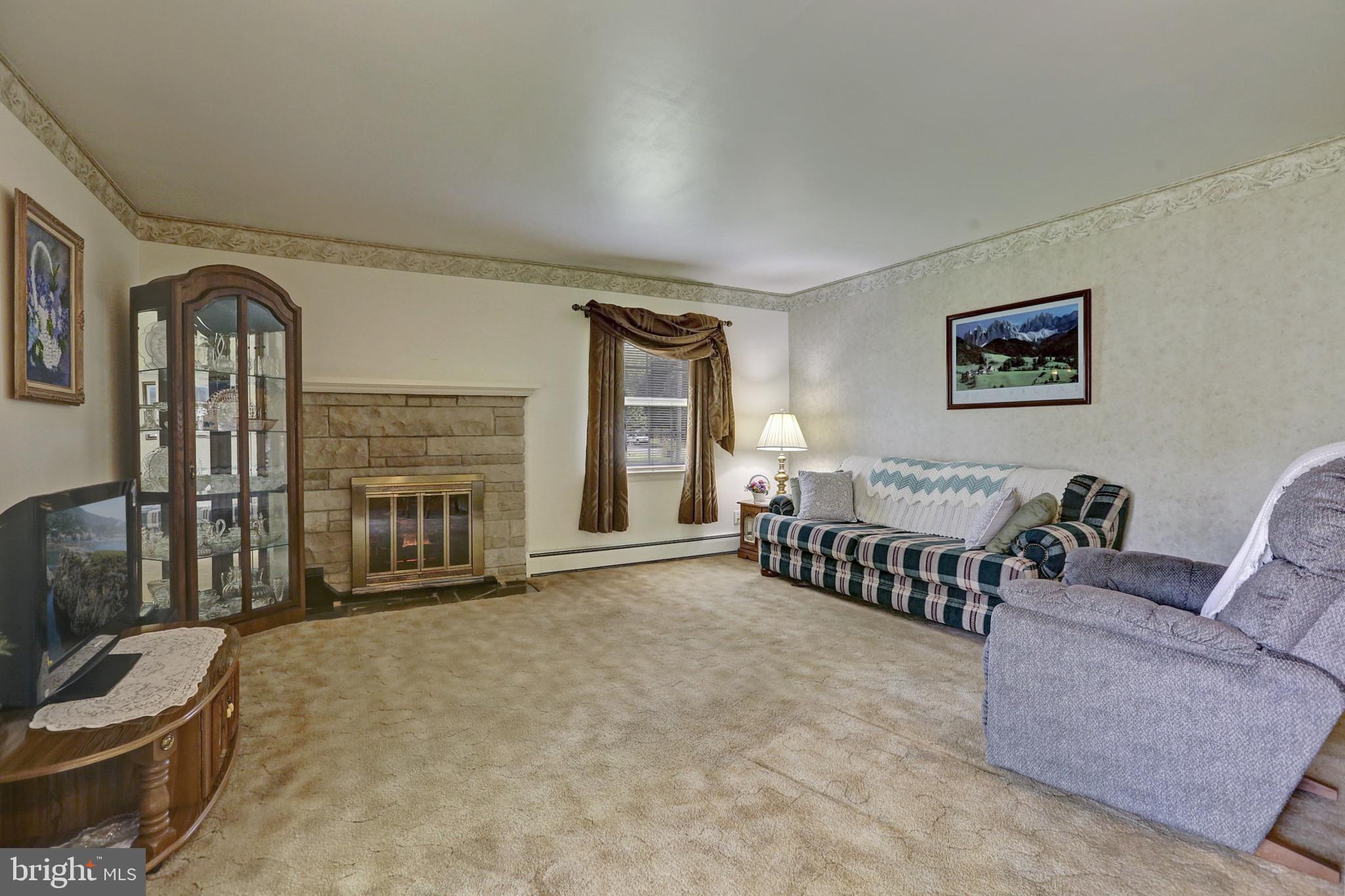 901 Forge Road Carlisle, PA 17015 - Photo 4 of 31 Gallery Image 4
