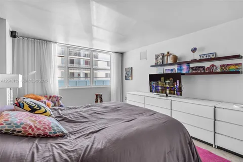 $575,000 | 6917 Collins Avenue, Unit 404, Miami Beach, FL 33141
