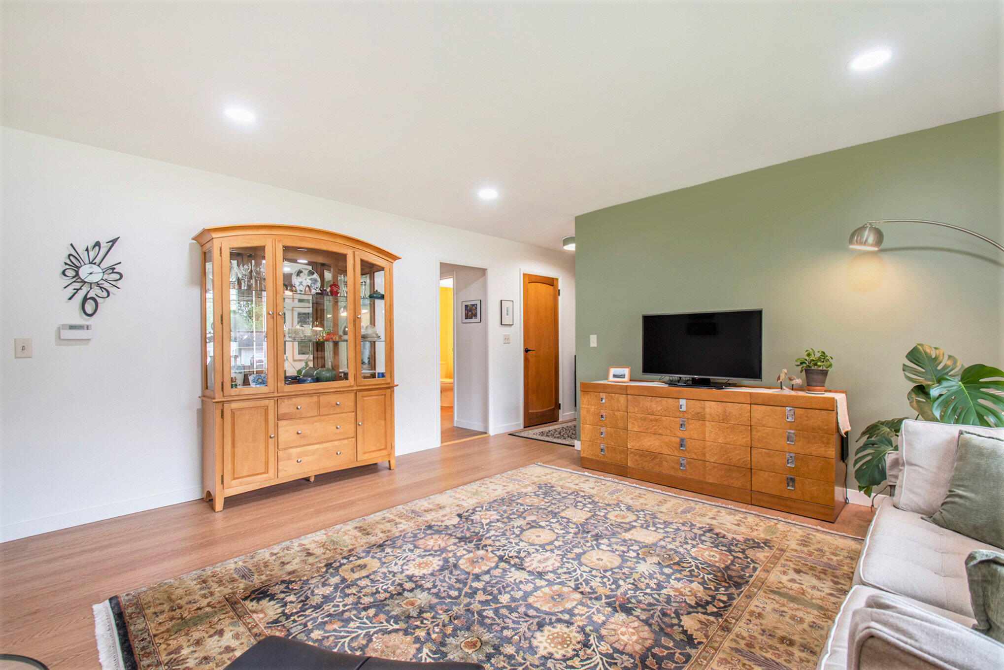 515 Springfield Circle Niles, MI 49120 - Photo 5 of 28 005_file_729